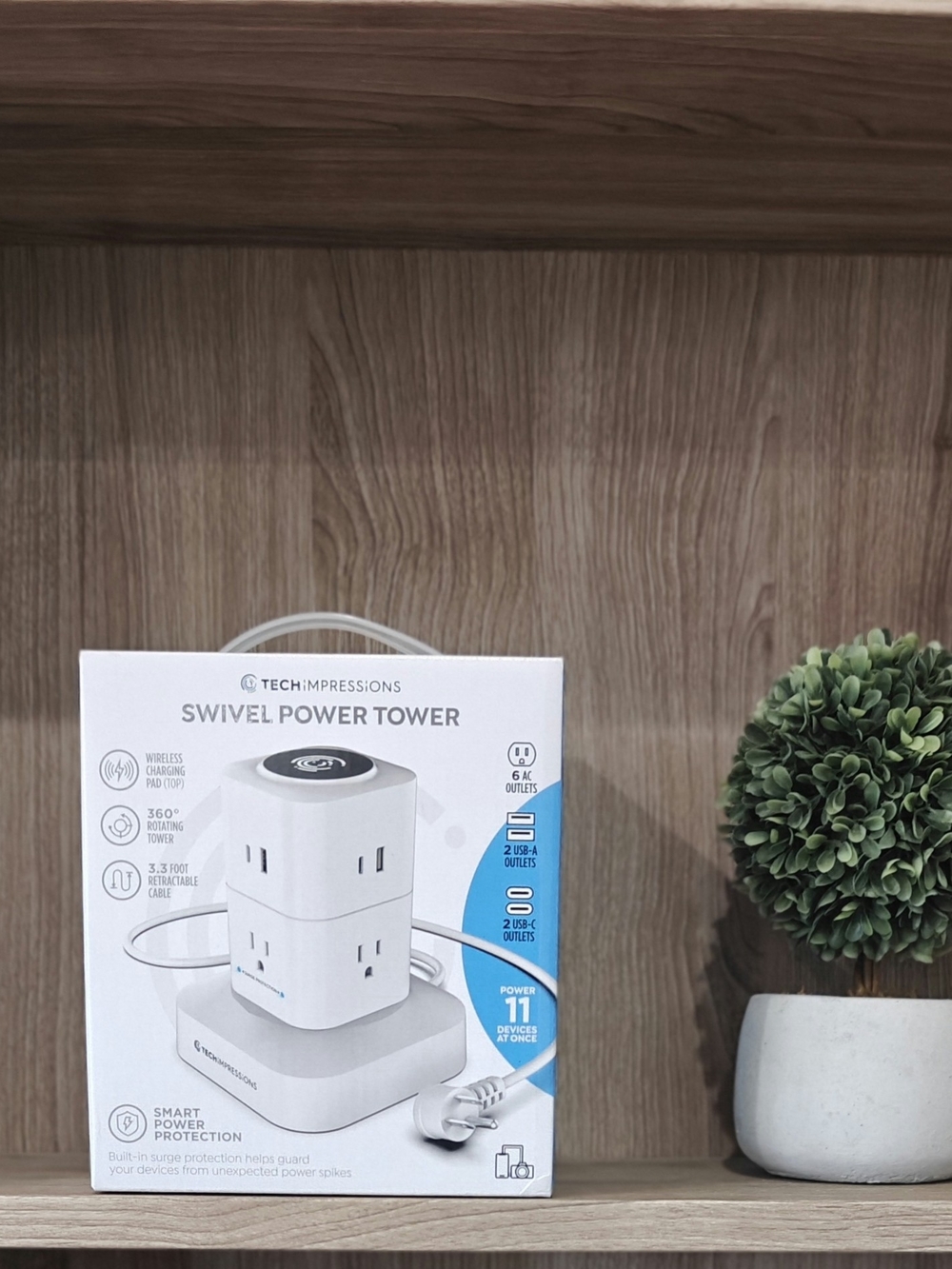 Tech Impressions White Swivel Power Tower - 11-Device Charging Station NIB